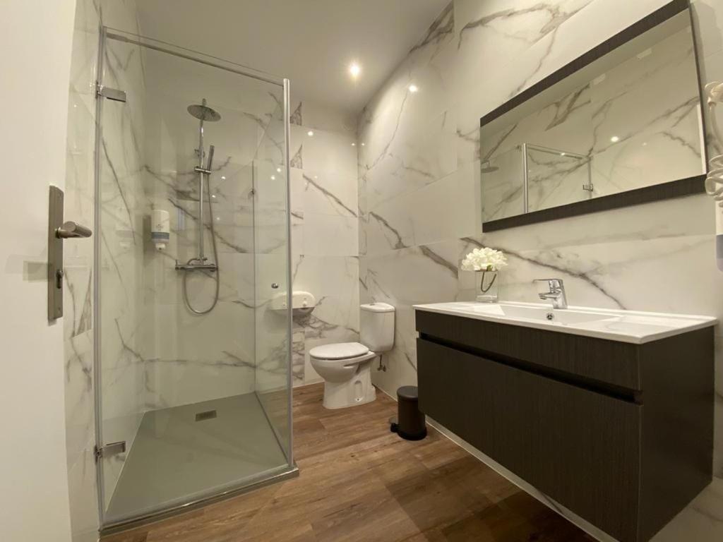 Junqueira76 Guesthouse โปโว เดอ วาร์ซิม ภายนอก รูปภาพ