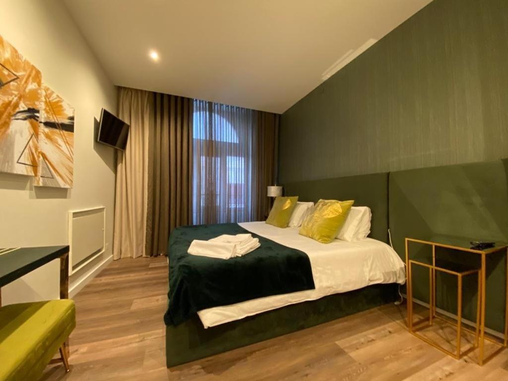 Junqueira76 Guesthouse โปโว เดอ วาร์ซิม ภายนอก รูปภาพ