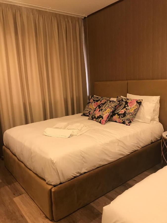Junqueira76 Guesthouse โปโว เดอ วาร์ซิม ภายนอก รูปภาพ