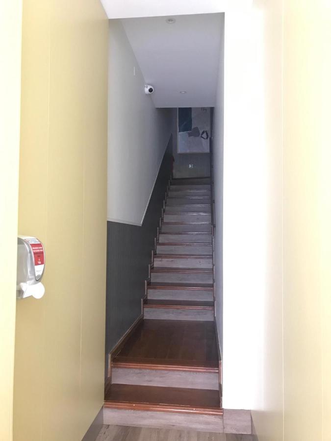 Junqueira76 Guesthouse โปโว เดอ วาร์ซิม ภายนอก รูปภาพ