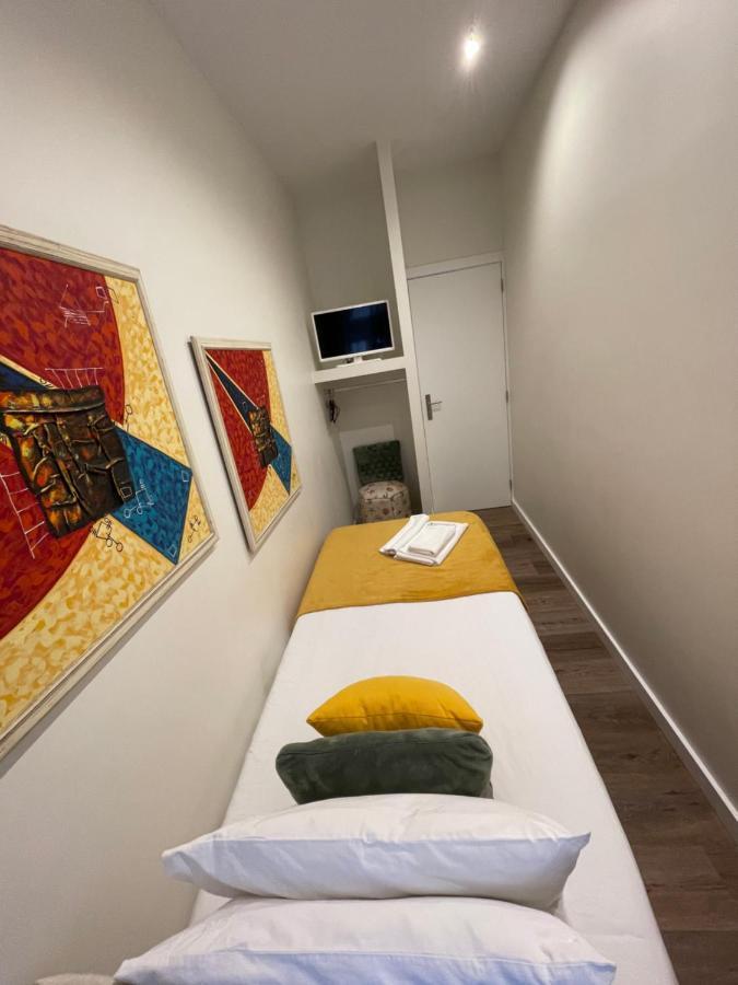 Junqueira76 Guesthouse โปโว เดอ วาร์ซิม ภายนอก รูปภาพ