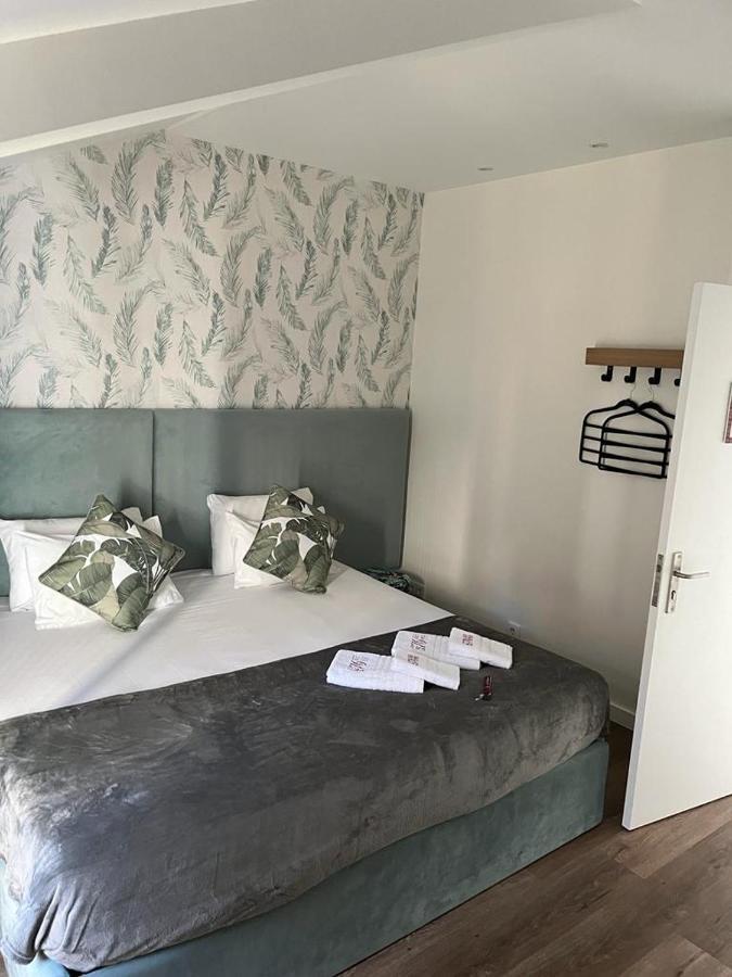 Junqueira76 Guesthouse โปโว เดอ วาร์ซิม ภายนอก รูปภาพ